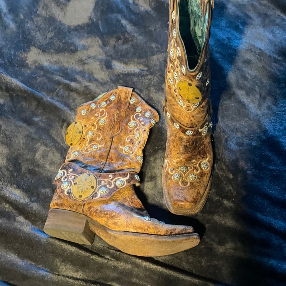 Ladies Corral Boots size 8 1/2B